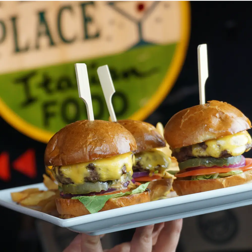 Danny's Pizza, Pasta and Burgers | Garfield Ridge, Chicago, IL